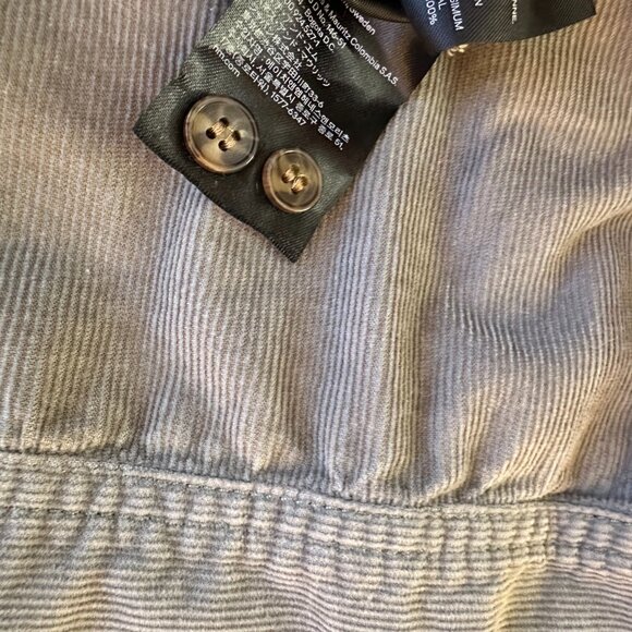 H&M Corduroy Sage Green Button Down Shirt - Size M - Picture 7 of 7